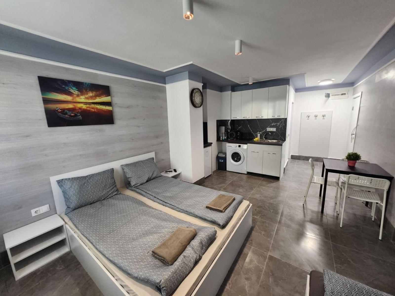 Continental 2 Apartment Sofia